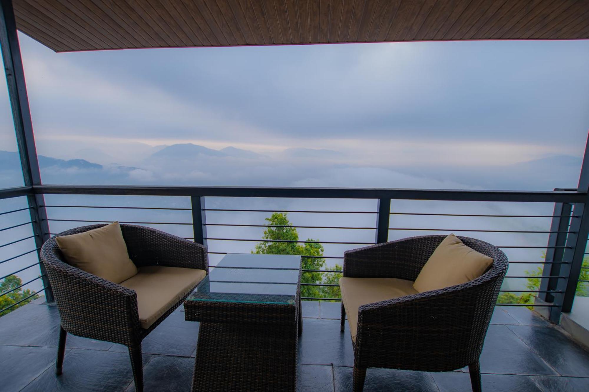 Hotel Raniban Retreat Pokhara Esterno foto