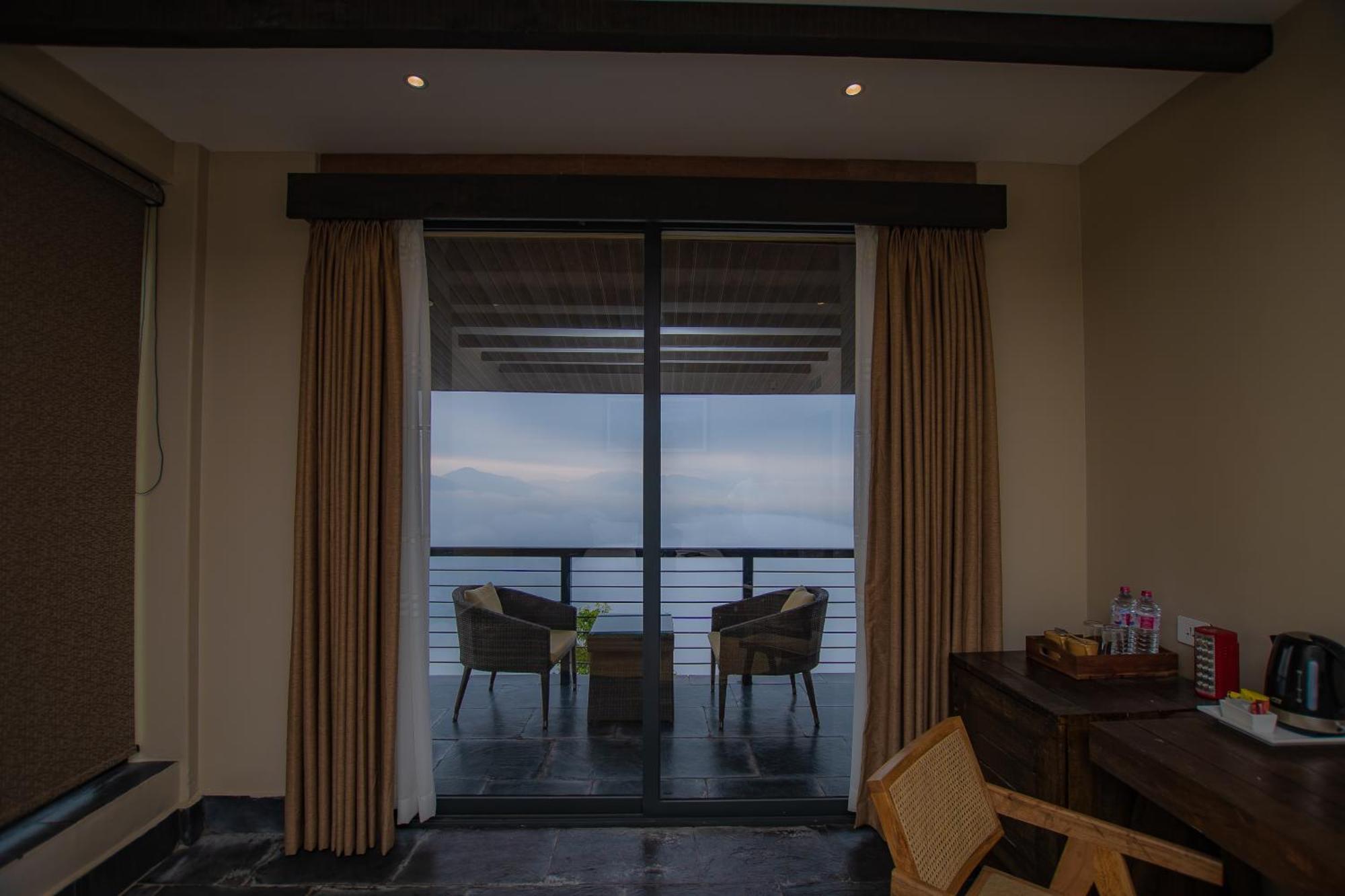 Hotel Raniban Retreat Pokhara Esterno foto
