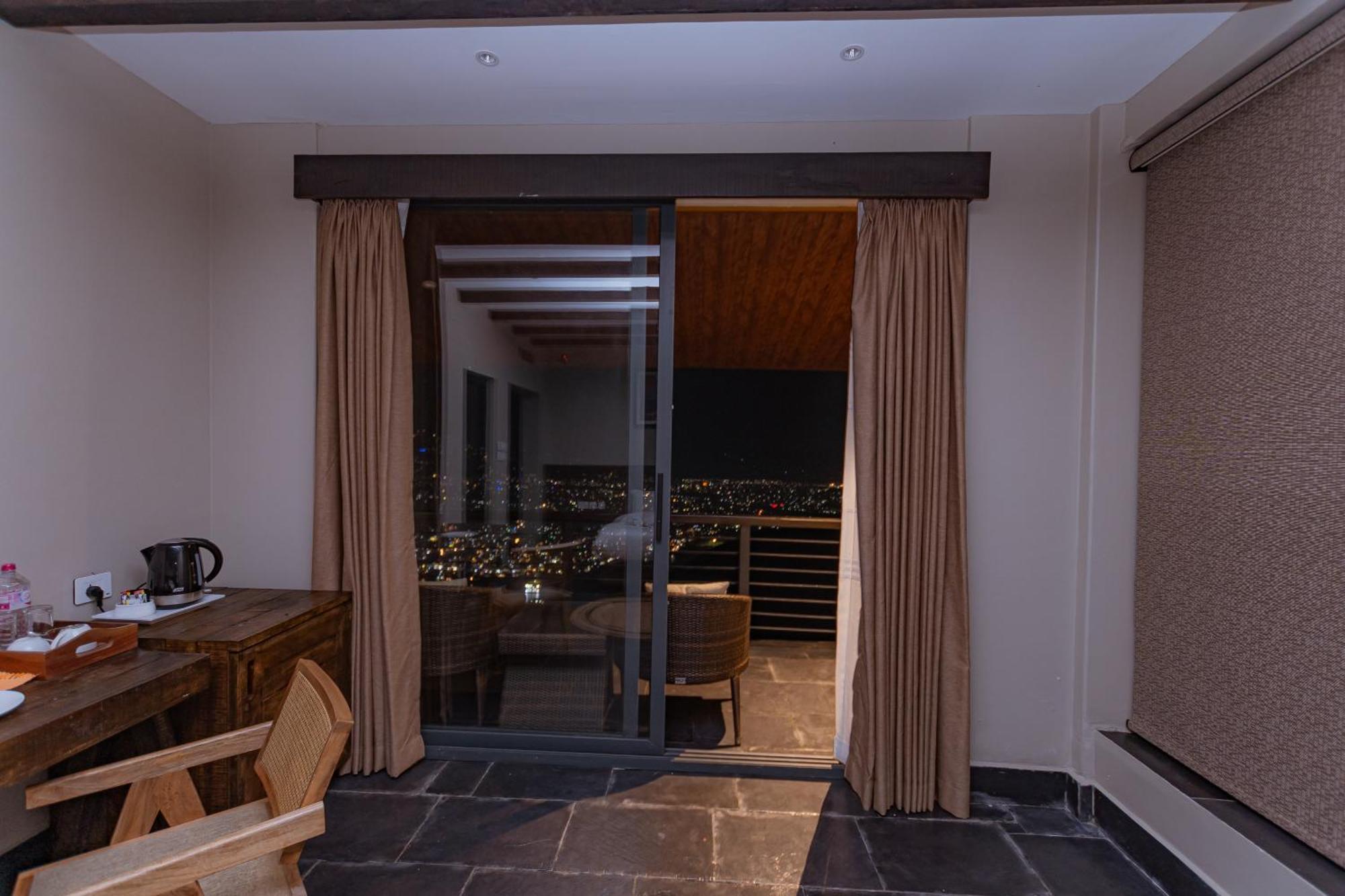 Hotel Raniban Retreat Pokhara Esterno foto