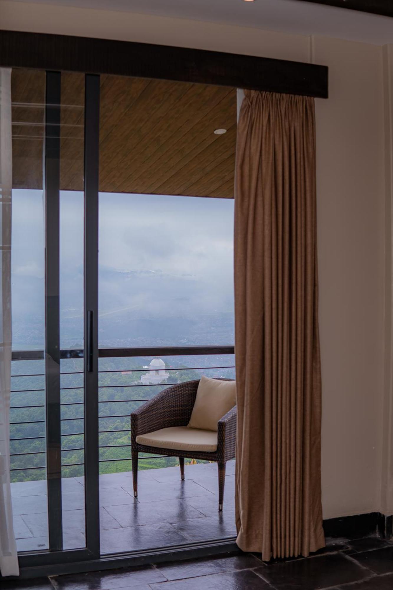 Hotel Raniban Retreat Pokhara Esterno foto
