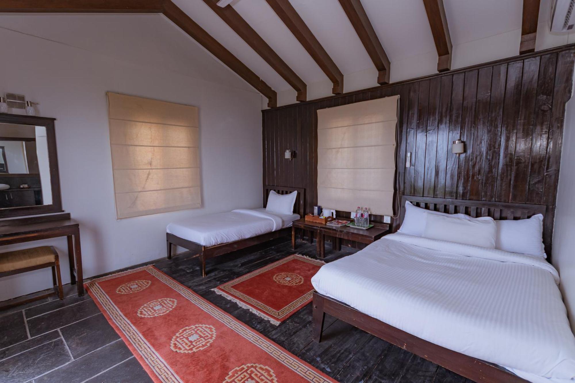 Hotel Raniban Retreat Pokhara Esterno foto