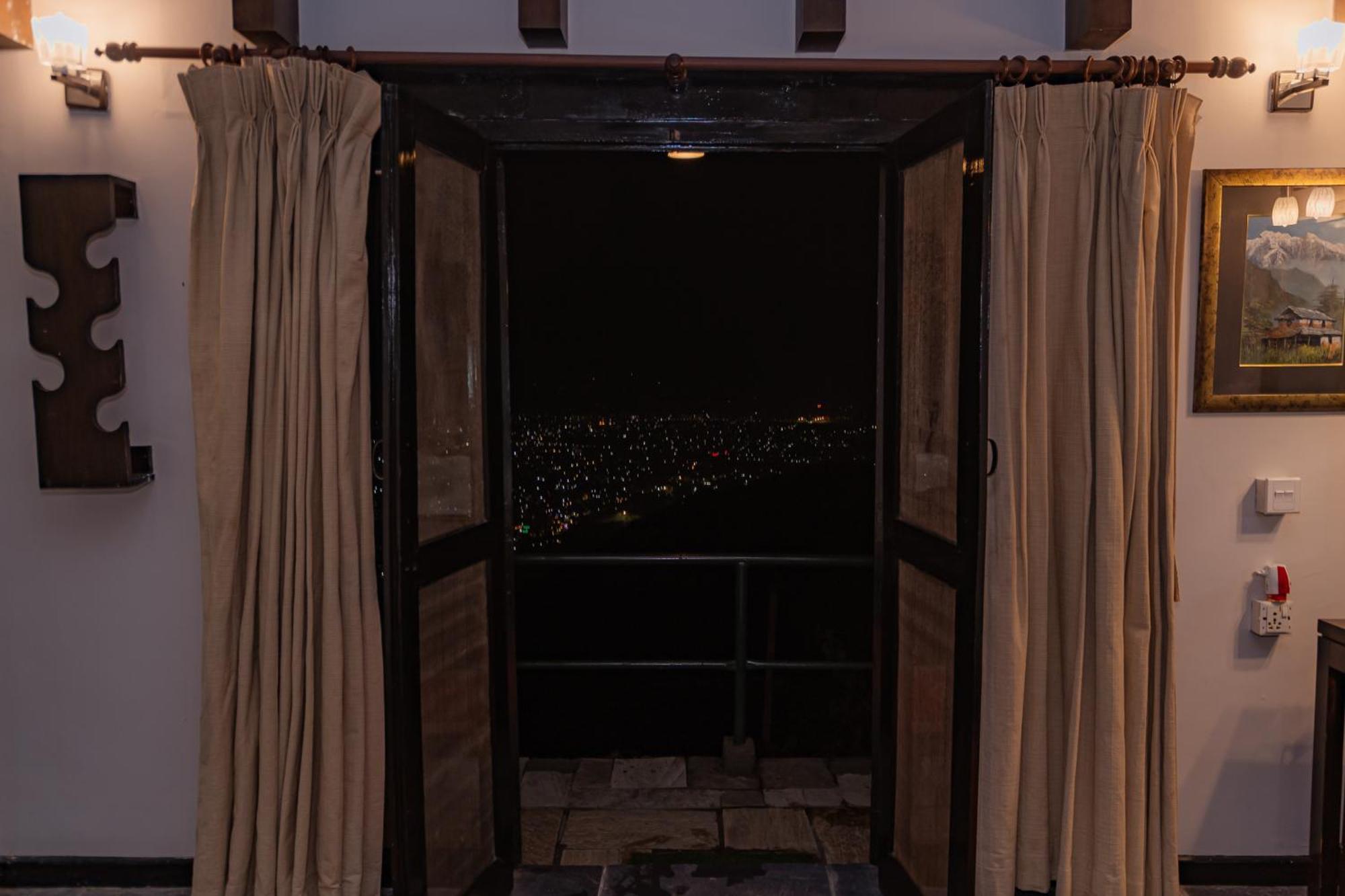 Hotel Raniban Retreat Pokhara Esterno foto